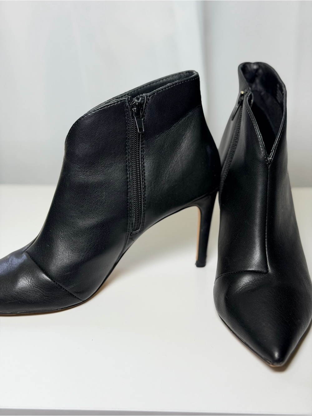 Express Black Leather Pointed-Toe Ankle Booties